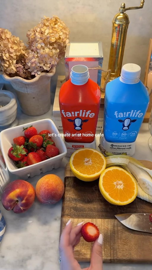The best way to say thank you is with a little at home cafe 🤍 The fairlife ultra-filtered milk completely leveled up my smoothie flight with the creamy, delicious flavor and was the perfect core ingredient for the maple sea salt iced lattes. fairlife ultra-filtered milk is always my number one choice because it contains 50% more protein and has 50% less sugar than regular milk🥛

📷: @maryykleinn