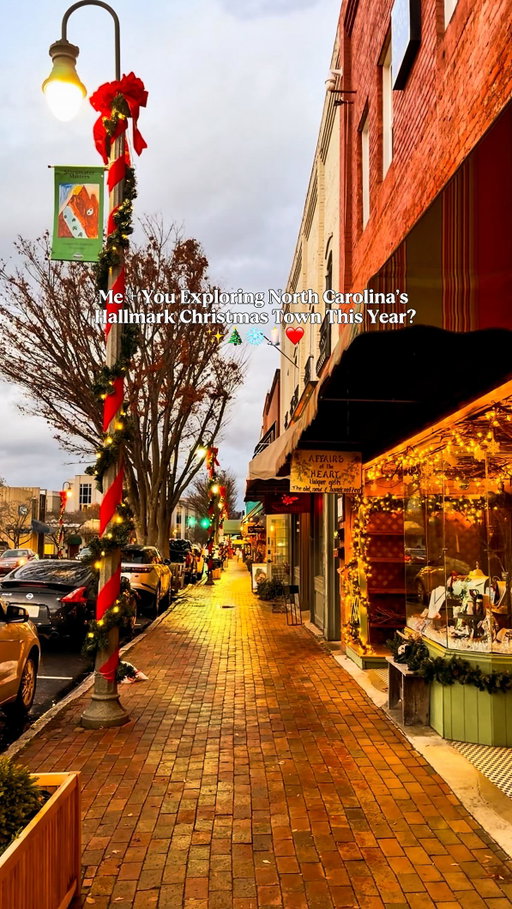 🥹❤️ Promise we’ll visit this year? 🎄✨

This charming mountain town in North Carolina feels like your walking through a Hallmark Christmas movie. 🤍❄️

Tucked away in Waynesville, North Carolina, this dreamy little town is filled with cozy streets, festive storefronts, twinkling lights, and all the Christmas magic you could imagine. ✨🏔️🎄

Spend the day shopping local boutiques, browsing charming little stores, grabbing a warm cup of hot cocoa, treating yourself to candy shops, and soaking in the most magical holiday atmosphere. ☕🍬🛍️✨

If you’re looking for the perfect Christmas getaway, this hidden gem belongs at the top of your bucket list. It’s just outside Asheville and feels like stepping into a Christmas movie. ❤️🎅

📍 Waynesville, NC

🎄 Send this to the person you’re taking.
✨ Follow me @raleighwanderlust for more magical hidden gems!!! 

 #northcarolina #hallmarkchristmas #waynesvillenc #visitnc #AshevilleNC