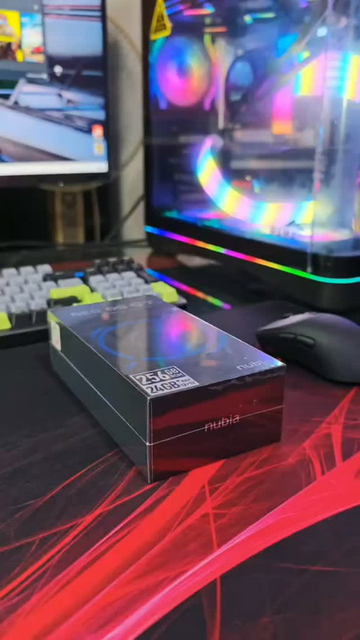 This is the Special Edition that is worth the special mention. An Aquacore cooling with Fan. This is the Nubia Neo 5 GT Special Edition. #nubianeo5gtspecialedition #Gadgetsidekick