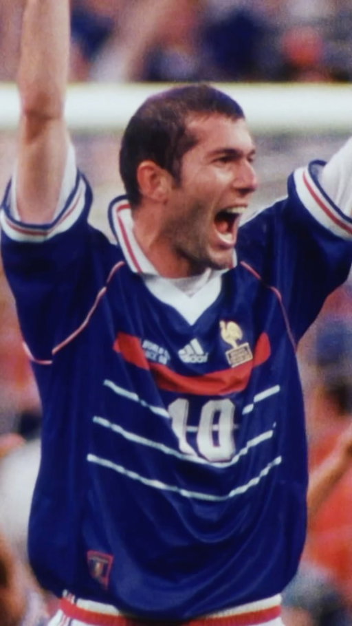 𝘾𝙤𝙢𝙢𝙚 𝙪𝙣𝙚 𝙚́𝙫𝙞𝙙𝙚𝙣𝙘𝙚 ✨🇫🇷

It was always meant to be.