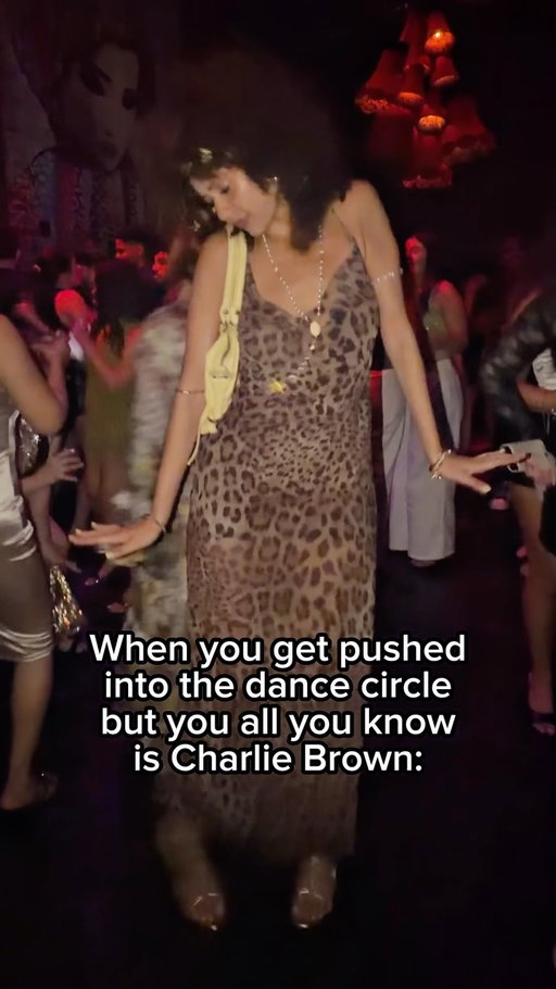 THIS IS GUARANTEED TO PULL ALL THE HUZZ!!!!!!!!!! inspiration for u and whoever ur sending this to in the middle of that dance circle 💃💃💃

i host events where these DEFINITELY exist…

free discord community link in bio 👑

#mbeeco