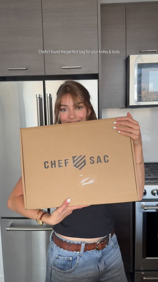 This is a game changer! It fits literally everything! 
Nothing worse than going to a private event and having to carry so many bags with all your gear!
Thank you so much @chefsackitchen for creating this. 

#chef #knife #unboxing #privatechef #fyp