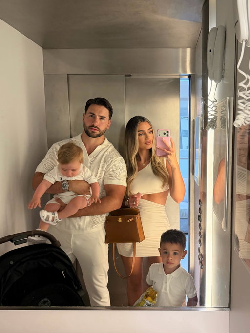 Team 🤍