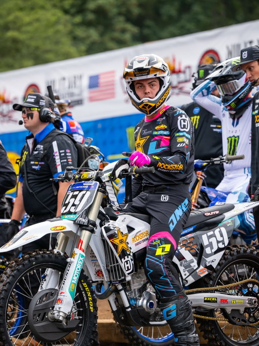 Some flicks from the past 2 weeks 🌲 Been having a lot of fun racing my dirtbike. Know what we need to work on these 2 weeks and come out firing 😤

#CC59
