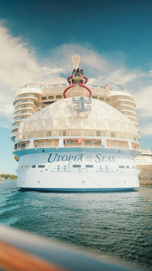 I wanted to capture the feeling of sailing aboard @royalcaribbean Utopia of the Seas. The energy, the views, and the unforgettable moments in @visitthebahamas through my camera 🎥🎞️

This is a film that brings those memories back to life.
🎬🌊

@royalcaribbean 
@loyal.to.royal 
 @visitthebahamas 

#royalcaribbean #utopiaoftheseas #travelcreator #travelreel #cinematictravel
