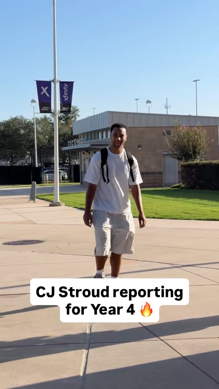 Texans QB1 ready for training camp 🤝 (via @houstontexans)

#nfl #nflfootball #cjstroud #texans