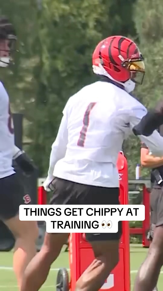 Ja’Marr Chase seemed to get into it with the defence at the Bengals’ training camp practice 😳

(via: X/jaron_may)