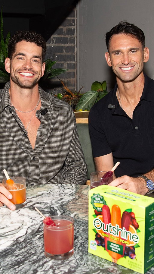Your new BFF? A Best Flavor Friend Mocktail! Just drop an Outshine bar into any beverage and boom, you have a real fruit drink to sip on with your best friend. Which combo will you do? @outshinesnacks #OutshinePartner
