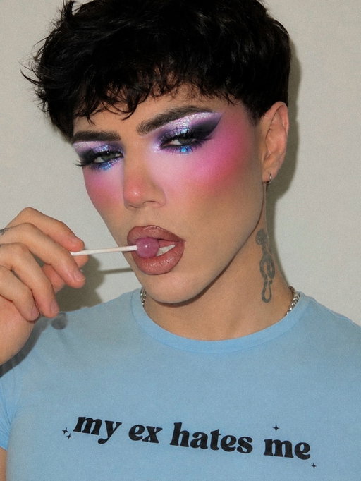 i actually hate this look asfffff ૮₍ ˃ ⤙ ˂ ₎ა

so you’re only getting the face details because everything else is literally trash ♡

✧ foundation: @giorgioarmani luminous silk reformulated @boldpr 
✧ concealer: @hudabeauty 
✧ pressed powder: the lavender #hudabeauty one
✧ blush: @onesize cheek clapper in gworly pop

 ⋆౨ৎ˚⟡˖ ࣪