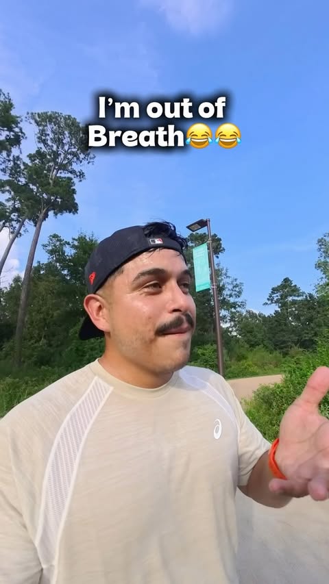 Huge shoutout to @shanekelliher.41 ! 🙌 I couldn’t have picked a better person to say yes. An awesome runner, an even better guy, and a huge fan of the Novablast series.

Big thanks to ASICS and Fleet Feet Houston for making this possible. Can’t wait to do more giveaways with the running community. 🏃‍♂️💙