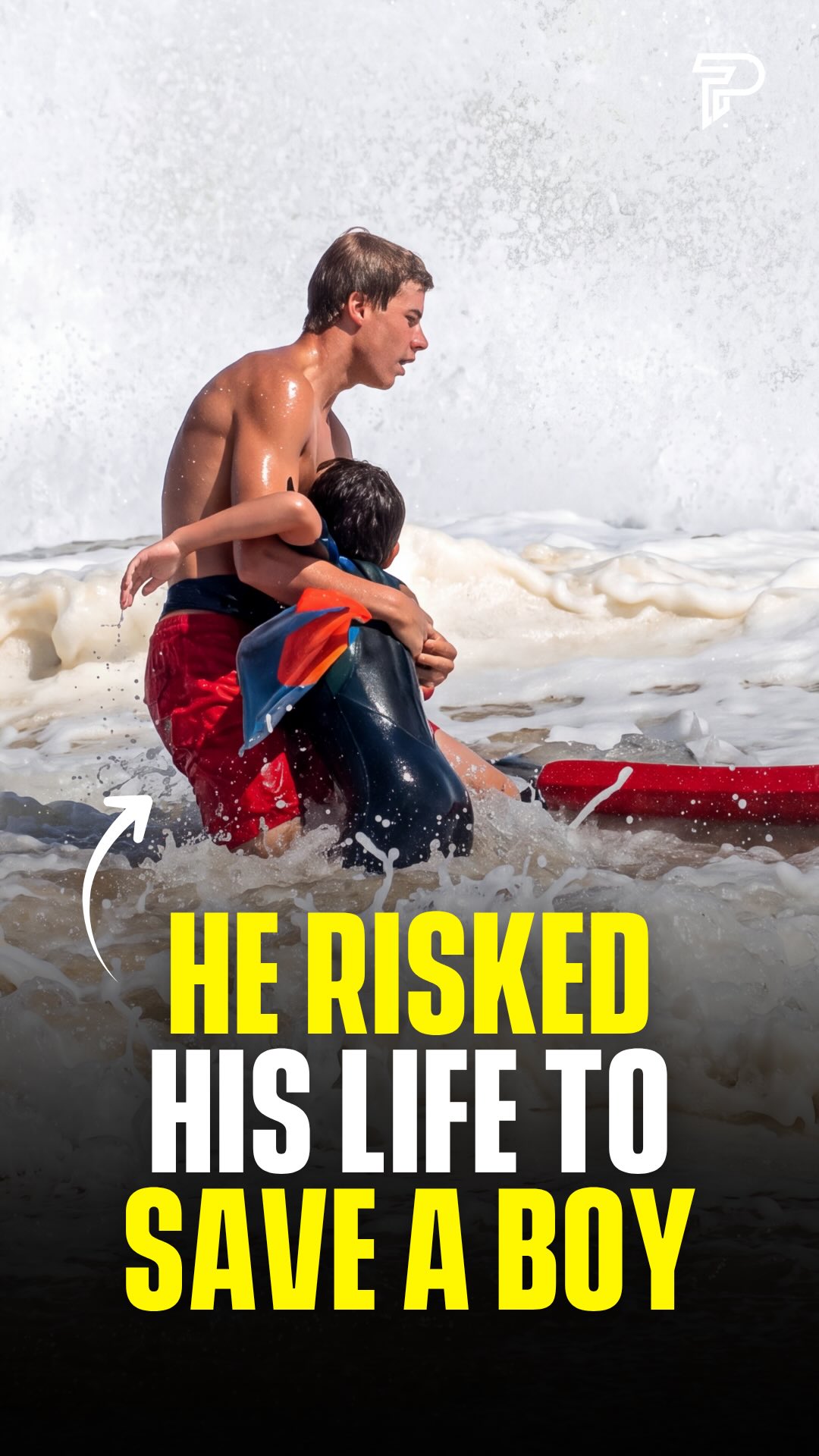 A 16 year old California lifeguard is being hailed as a hero after saving a young boy from crushing waves at Seabright State Beach in Santa Cruz. Ryder Williams repeatedly disappeared beneath the surf but never let go, before a second lifeguard helped bring the boy safely to shore.

President Donald Trump has since announced he will invite Ryder and his family to the White House to receive a “High Civilian Honor.”

(via: @reuters)

#reelheadline #pubity #viral