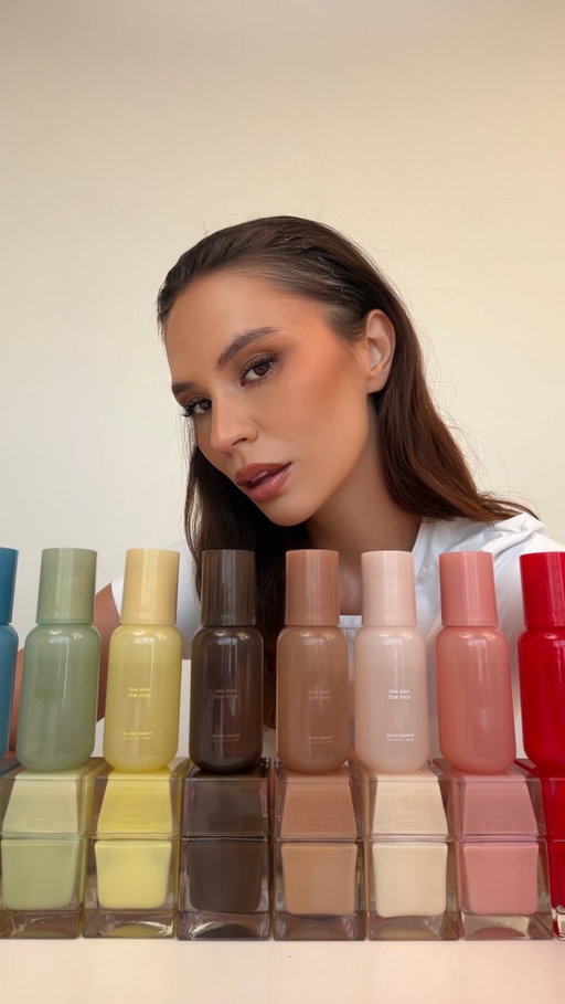 Everything you need to know about The Scent of Color by @jesswilson, co-founder and Head of Brand at @sunniesface <3

𝗦𝘂𝗻𝗻𝗶𝗲𝘀 𝗙𝗿𝗮𝗴𝗿𝗮𝗻𝗰𝗲 𝗮𝗿𝗿𝗶𝘃𝗲𝘀 𝟬𝟴.𝟬𝟴.