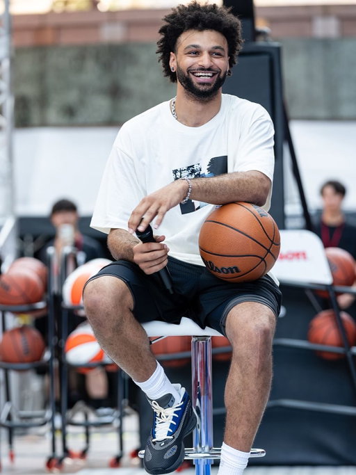 Worldwide hoops 🗺️ Thank You @newbalancebasketball  日本のみなさん、いつも家族のように迎えてくれてありがとう！またすぐに戻ってきます！🙏🏽❤️