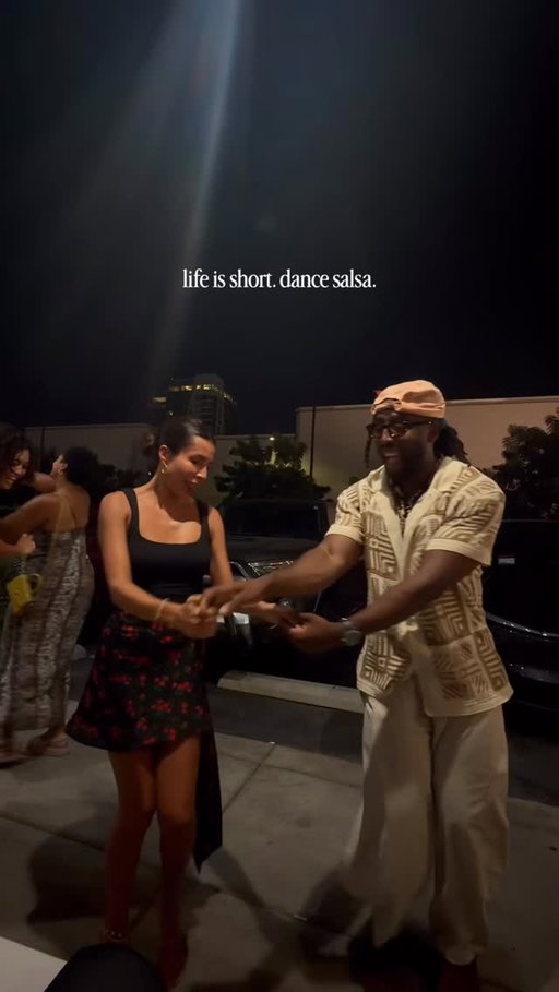 salsa > 

🕺🏽 @cyrilbaiyee 
salsa dancing. salsa romantica.