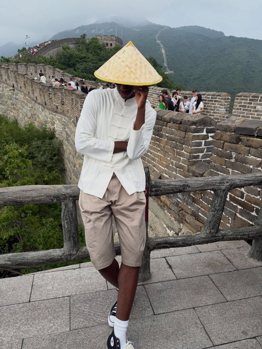 I can’t see everything but I dipped out for some new air, flew to china now I’m seein a little more clear