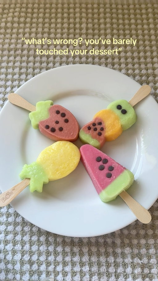 sometimes your frollies are just too perfect to bite into 🥹🥹🥹 #whatswrong #frollies #dessert #perfectdessert