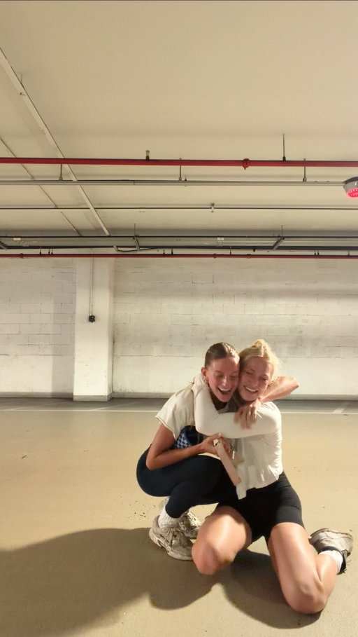 Have you ever seen two girls with more excitement at 4:45 in the morning HAHAHA a core memory fr 🥲🥲🥲