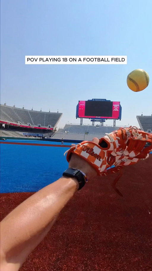 Is this the coolest field ever?…

•

•

Follow to keep up with my season and more content!

•

#baseball #pov #baseballlife #highlights #sports