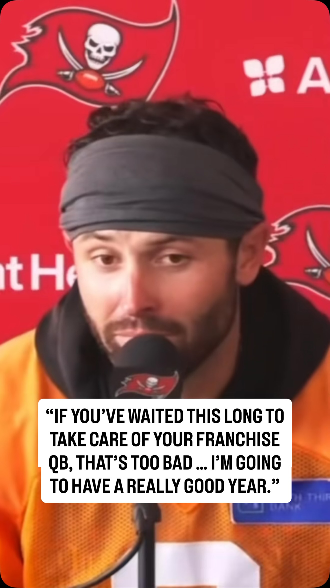 Baker Mayfield feels ‘disrespected’ he hasn’t received an extension from the Bucs before training camp 😳

(via @buccaneers) #bakermayfield #buccaneers #tampabay #football #nfl