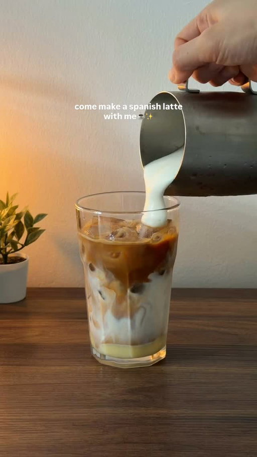 slow afternoon calls for a homemade Spanish latte. 🤍