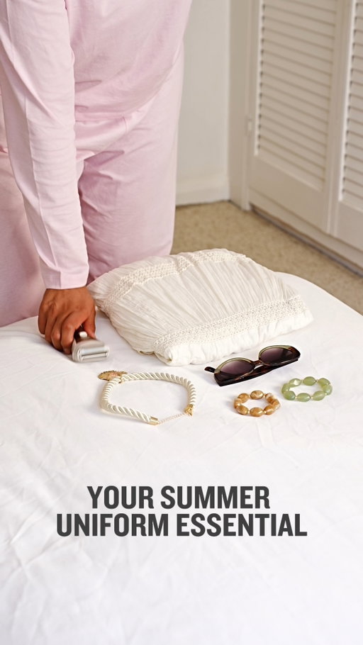 The summer essential we're packing! ☀️💛

Meet the BareMe™ Foil Shaver – your go-to for smooth, last-minute touch-ups before beach days, brunch plans and everything in between. 

#RemingtonUK #HolidayPrep #Summer #SelfCare