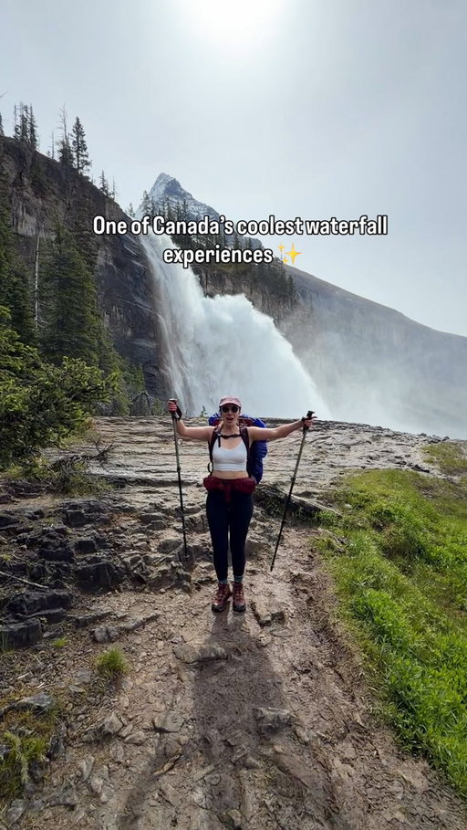 Standing beneath Emperor Falls was one of my highlights on the Berg Lake Trail. I got absolutely soaked but it was so exhilarating! 

Would you do this? 

#berglaketrail #emperorfalls #mountrobson #canadianinfluencer
