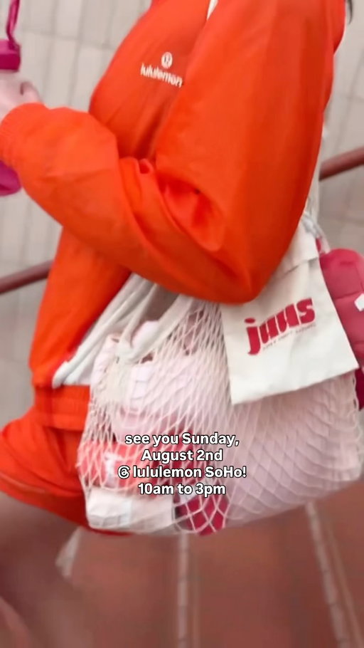 COME SAY HI! we’re in NYC this weekend 💖 stop by the @lululemon in SoHo, the first 200 to show up will get an exclusive juus tote 🎀 will we see you there?

#lululemon #popup #soho #nyc #deodorant