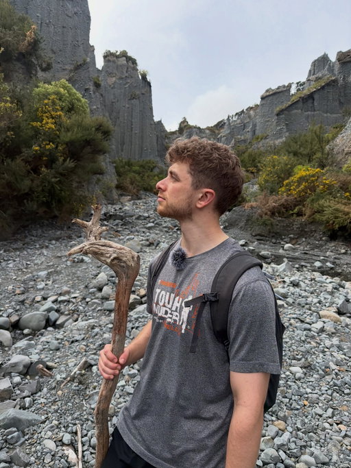 Hiking New Zealand gives you some breathtaking photos for Insta 😍

‘We Hiked Middle Earth’ out on our second channel now 🎥