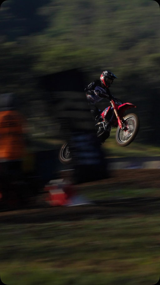 7/8 let’s finish strong this weekend🫶🏼

📸 @postmoto_