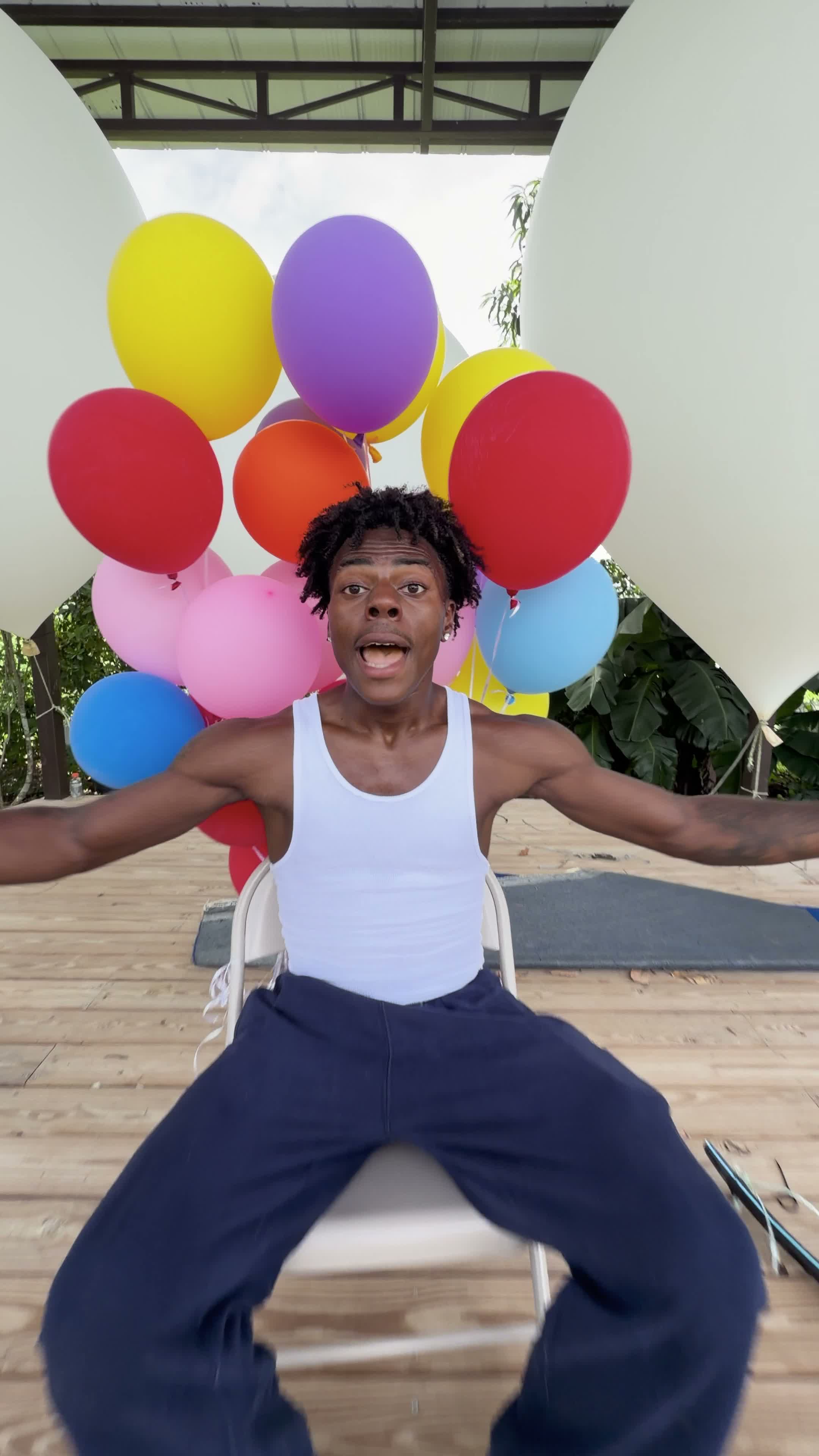 How Many Balloons Does it Take To Fly?🎈🎈