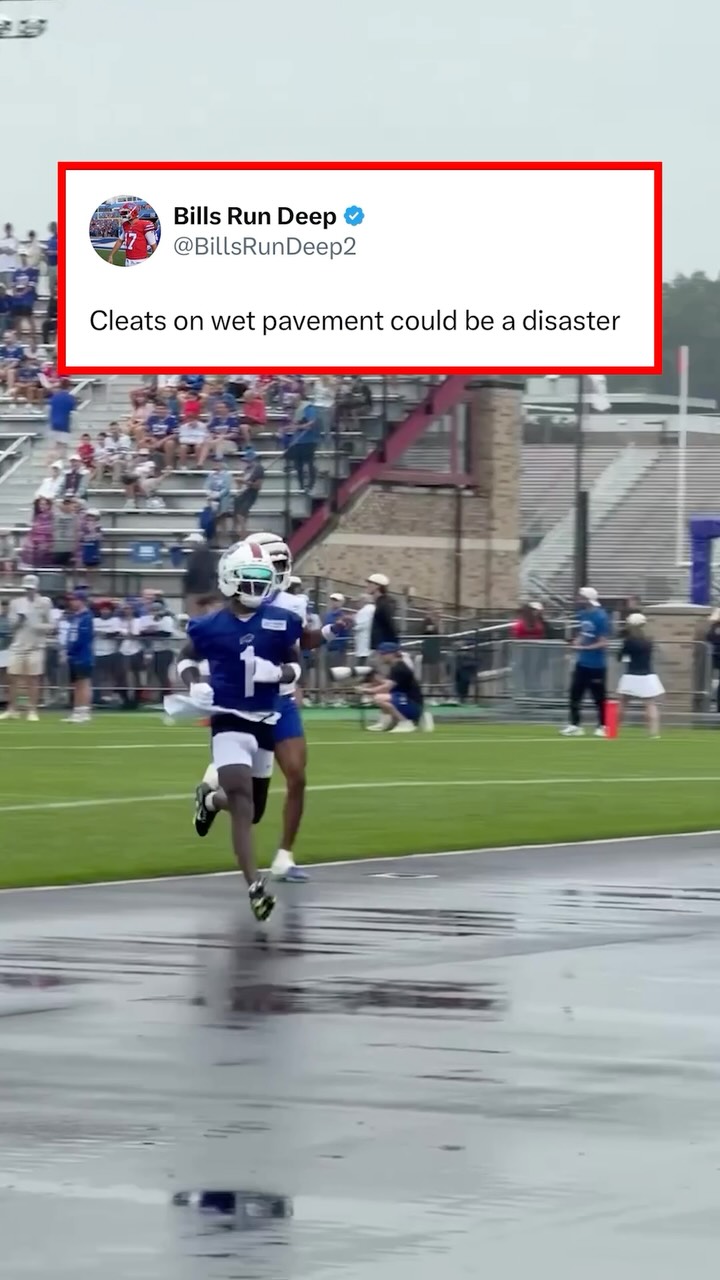 The Bills training camp has pavement right next to the end zone 😳

(via @billsoutlet, h/t BillsRunDeep2/X)