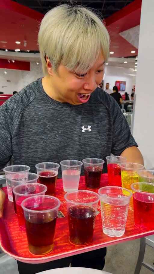Everything I tried at World of Coca Cola in Las Vegas 🍺🍧😊🍦 #cocacola #lasvegas #tastetest #cocacolastore #tastetest