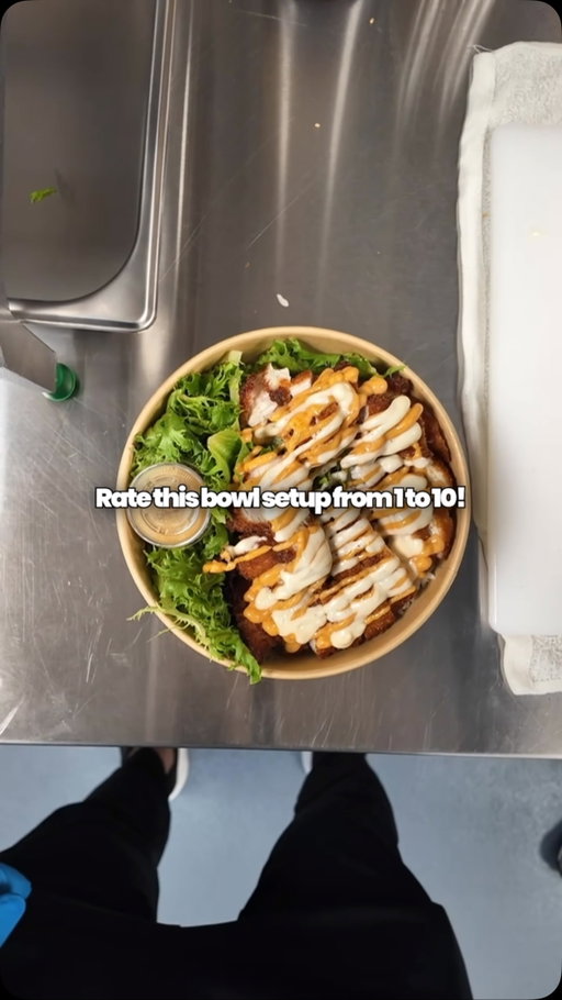 Judgement time! 🤤

From the rice base to that final glossy drizzle—what’s your honest score from 1 to 10? 👇 #bowlsofrice #craftbowl #rating