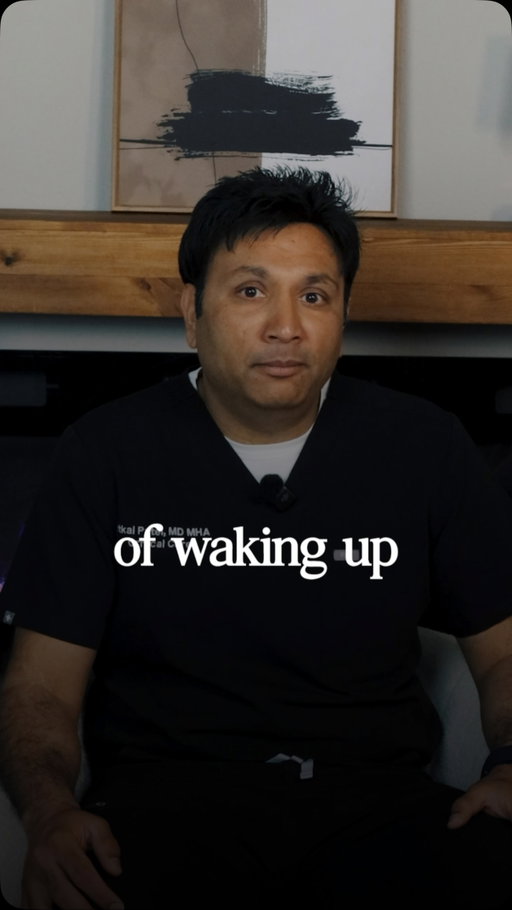 What you eat in the morning may influence your hunger and energy later in the day.

Meal timing can affect appetite regulation, but there is no universal rule that everyone needs to eat within the first hour of waking.

If you regularly experience:
1. Strong cravings later in the day 🍽️
2. Afternoon energy crashes 💤
3. Feeling overly hungry at dinner
4. Late night snacking

It may be worth looking at your overall meal timing, nutrition, sleep, and daily routine.

Watch the video to learn how hormones like ghrelin and leptin are involved in appetite throughout the day.

What time do you typically eat your first meal? Tell us below and save this for later ✅

Educational content only. Not medical advice. Individual results vary.

#MorningRoutine #HormoneHealth #AppetiteRegulation