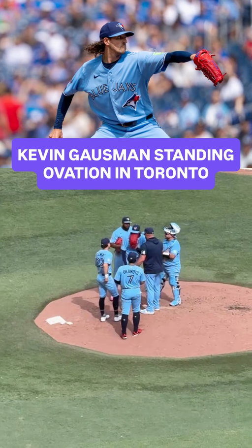 Standing ovations in Toronto for Kevin Gausman as he comes off the mound for potentially the last time as a Blue Jay. 💙

(🎥: @baseballwmads) 

#mlb #baseball #bluejays