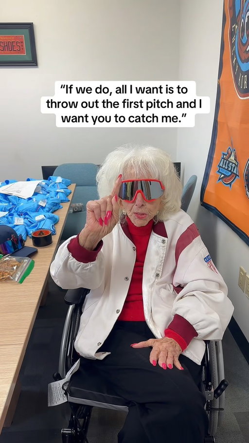 The first thing Maybelle said to me when I saw her today was, “We did it Kels, we made it, we’re here.” 

We sure did Maybelle❤️

#BeYou. #womeninbaseball #wpbl #womeninsports #aagpbl