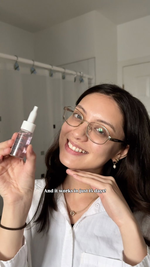 Did you know skincare could be so fresh??

@avene’s Hyaluron Activ Procedure 10% Hexapeptides Tightening Serum is a mix-it-yourself treatment powered by the highest concentration of hexapeptides on the market ✨

That means it targets the 5 signs of aging: wrinkles, volume loss, firmness, radiance, and uneven tone, in just 14 consecutive days.

Freshly activated for your skin, and nice and gentle for all skin types :)

*pr #Avène #Gifted #skincarefavorites #skincarecanada #antiagingserum