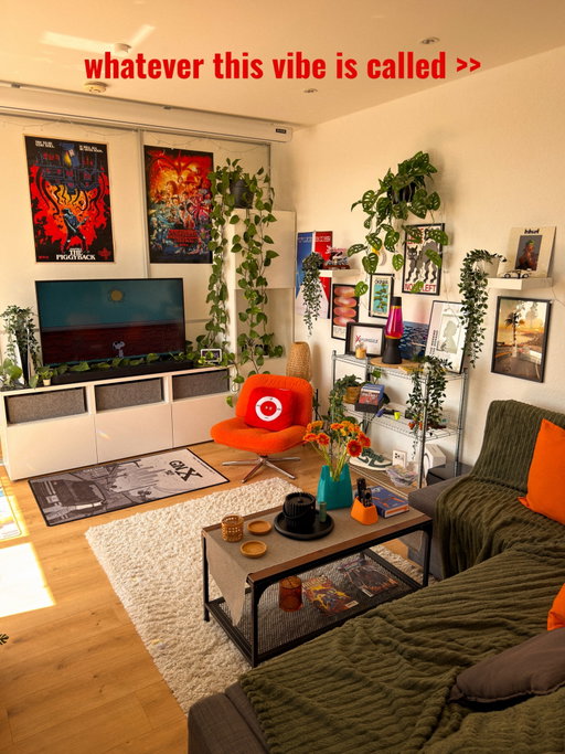 still don’t know what this style is called, but it’s exactly what I’ve always dreamed of 🙂‍↕️

#apartment #roominspiration #homeideas #interiordesign #roomdecor