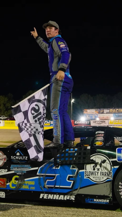 @superluke04 WINS THE CARL @wegnerautomotive MEMORIAL 100! #slinger
