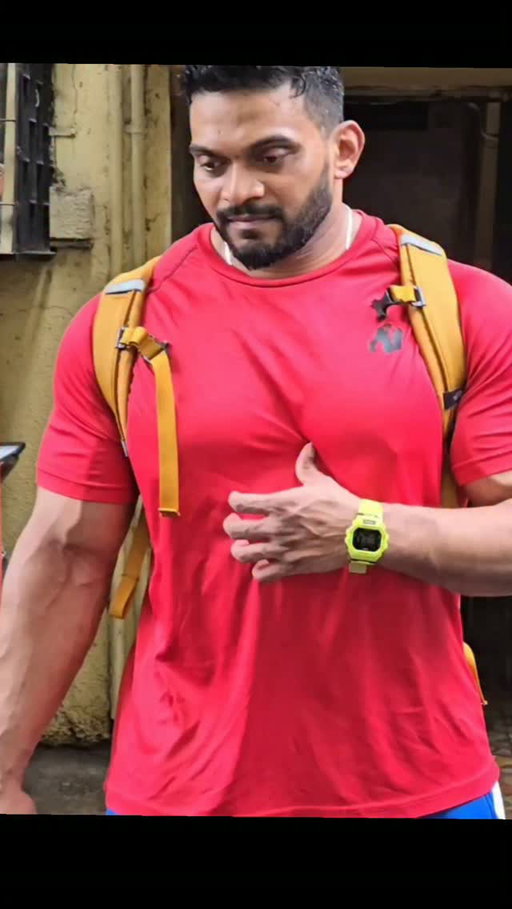 Post-bicep💪workout Muscle recovery with travel sachet of Whey Protein from @one.science.nutrition.in 

@one.science.nutrition.in 
@anytimefitness.prabhadevi

#bodybuilding #onesciencenutrition #motivation #sunitjadhav #workout