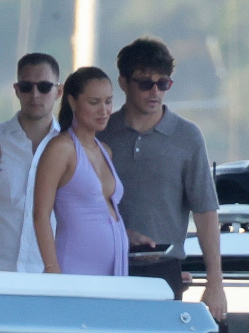 F1 star Charles Leclerc and his wife Alexandra were photographed enjoying some time on a yacht together over the weekend. Tap this photo at the LINK IN BIO for a lot more photos of the couple on their vacation.
#CharlesLeclerc
#AlexandraLeclerc
Photos: @backgrid_usa