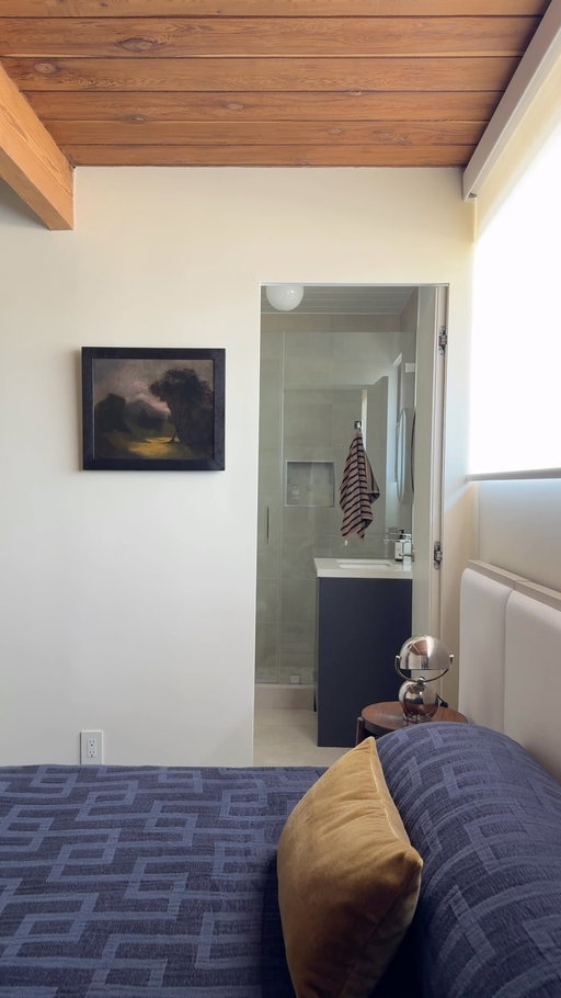I’ve been wanting to freshen up our guest bathroom for summer, and solving one tiny design dilemma made all the difference. Since the room is so small, the shower glass is the only practical spot for a hand towel. The new @command DÉCOR Collection was the perfect find. #ad

With that in place, I decided to work on the rest of the room as well. I added fresh textiles, vintage artwork, and a few collected pieces that make the room feel layered and inviting.