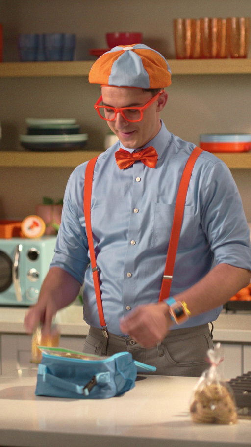 Mission: Find the PERFECT lunch box snack! After searching high and low, @blippi found a snack that checked all the boxes: Wonderful Halos! Sweet, seedless, easy to peel, and just the right size for little hands. Who's packing Halos mandarins in their child's lunchbox this school year? 🍊✨💙

#WonderfulHalos #Blippi #ad #backtoschool #mandarins