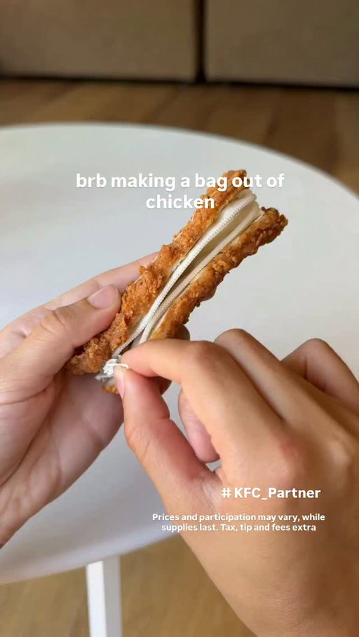 Popcorn chicken is back @kfc so I figured I’d celebrate the only way I know how #KFC_Partner