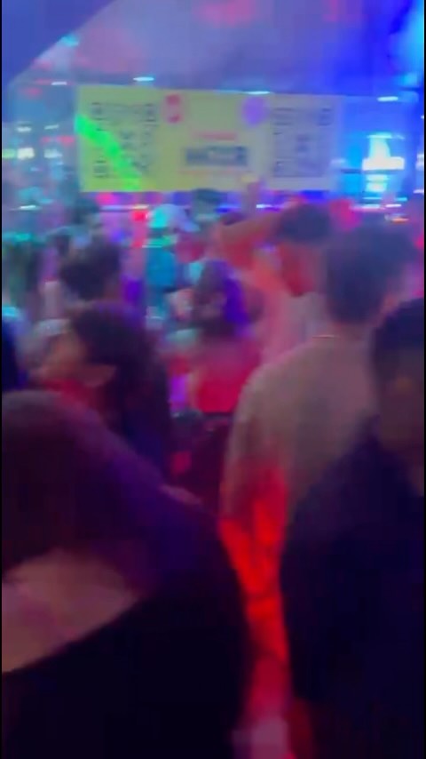 Want Your Monday Night To Look Like This? Party With Us Tonight 🤩 https://fatso.ma/fwzvt
