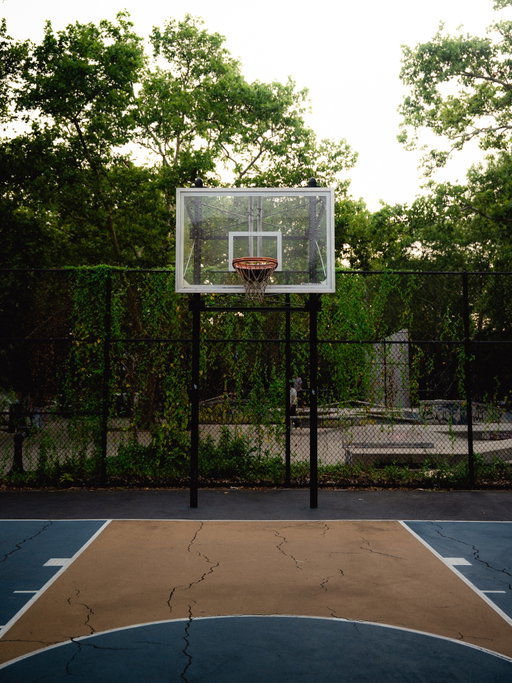 NYC Hoops 🍎

Submitted via the Global Hoop Map 🌐

Shot on: @sonyalpha for @local_hoops