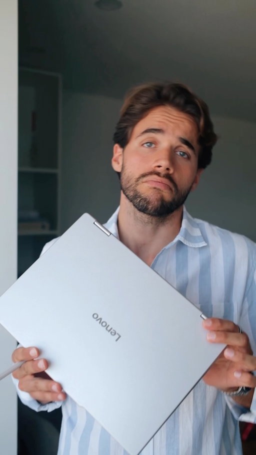 Pub não sei se o meu escritório muda todos os dias ou se não tenho escritório na verdade. O que sei é que tenho usado o Copilot+ PC @lenovopt Yoga Slim 7, para ganhar tempo nas pequenas tarefas do dia a dia e tem sido uma excelente adição. Ja não demoro 10 minutos a ligar o computador como antigamente 😅 estes são os PCs @windows mais rápidos e inteligentes de sempre! Passem numa @wortenpt e experimentem! 

#Lenovo #Computador #Copilot #Worten