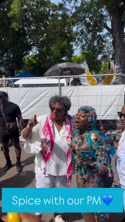 @spiceofficial met up with our Prime Minister @mamottley and our Minister @voteiangoodingedghill on Grand Kadooment Day! 

This is Crop Over!

#visitbarbados #lovebarbados #thebtmi #lovecropover