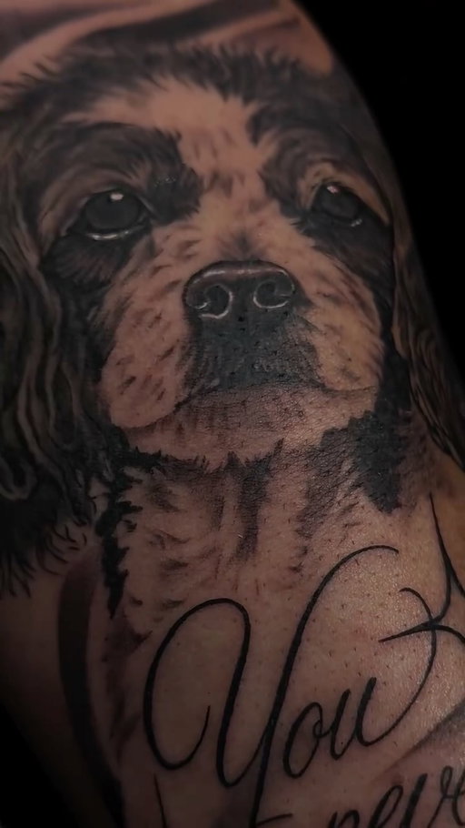 You never walk alone.  #tattoomallorca #realistictattoo #tattoospain #inkedmallorca #tattoomascotarealista