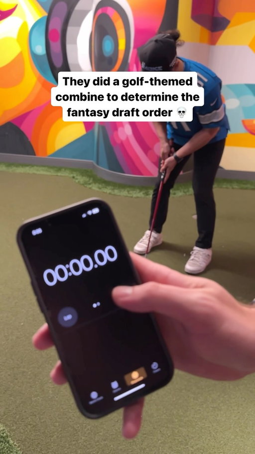 It’s timeeee 🏈 Fantasy football draft season is here. Who’s trying this?